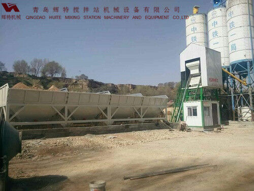 輝特?cái)嚢枵?0站采用計(jì)算機(jī)加儀表的控制系統(tǒng)，計(jì)算速度快