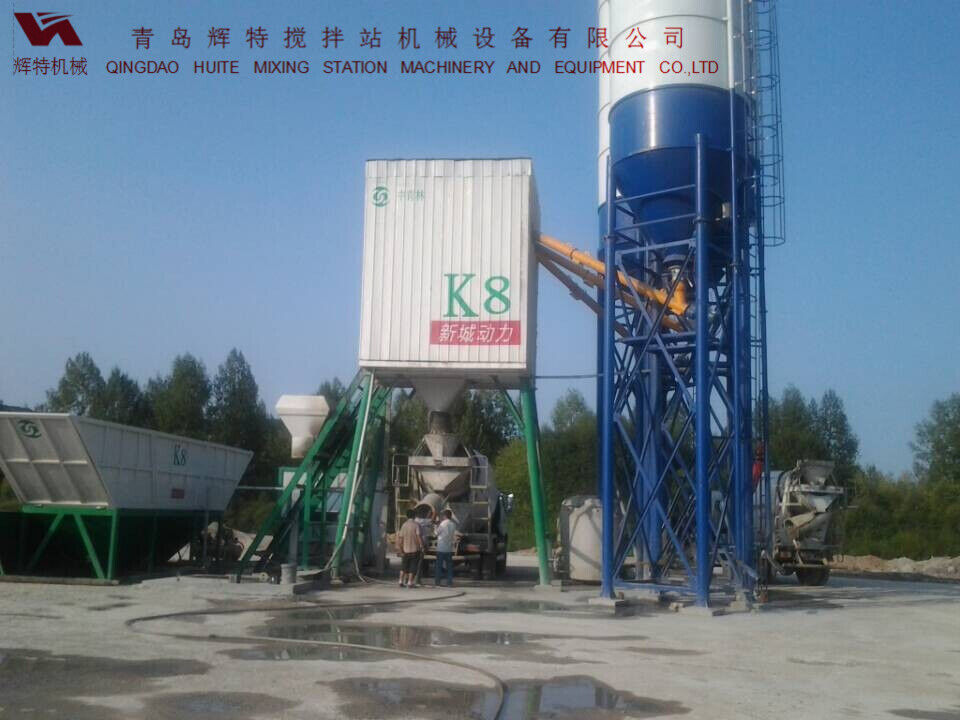 輝特混凝土攪拌站HZS50攪拌性能強，攪拌均勻、迅速，生產(chǎn)效率高