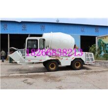 自上料混凝土攪拌車(chē)廠(chǎng)家 自動(dòng)噴漿機(jī) 行走攪拌車(chē)