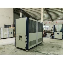 船舶焊接常用冷風(fēng)機(jī)降溫制冷，船艙焊接專用冷風(fēng)機(jī)降溫制冷，船艙焊接常用冷凍機(jī)降溫，船艙焊接采用冷卻機(jī)降溫制冷